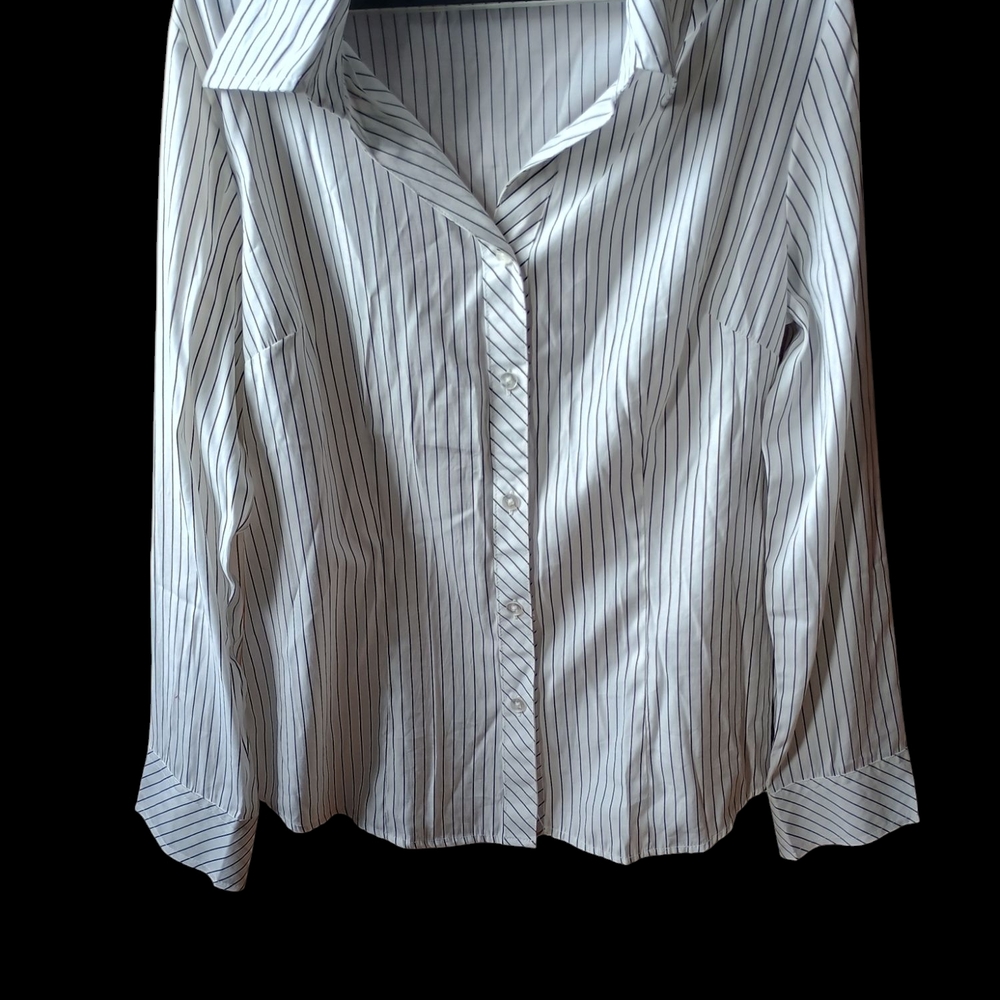 Striped White and Black Women's Top